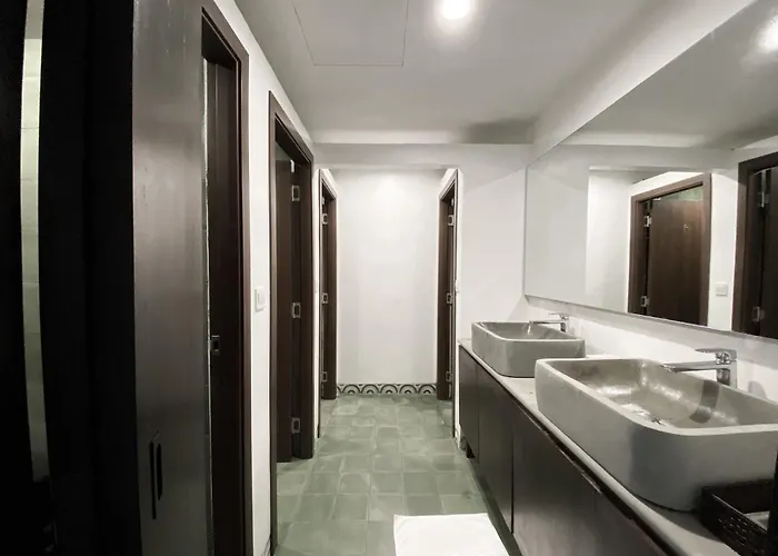 Hostel Aborest Tropical